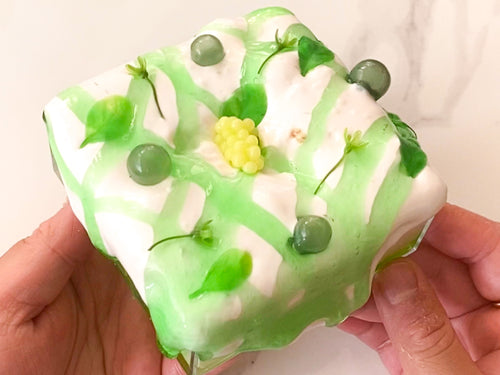 MUSCAT GRAPE CREAM CAKE
