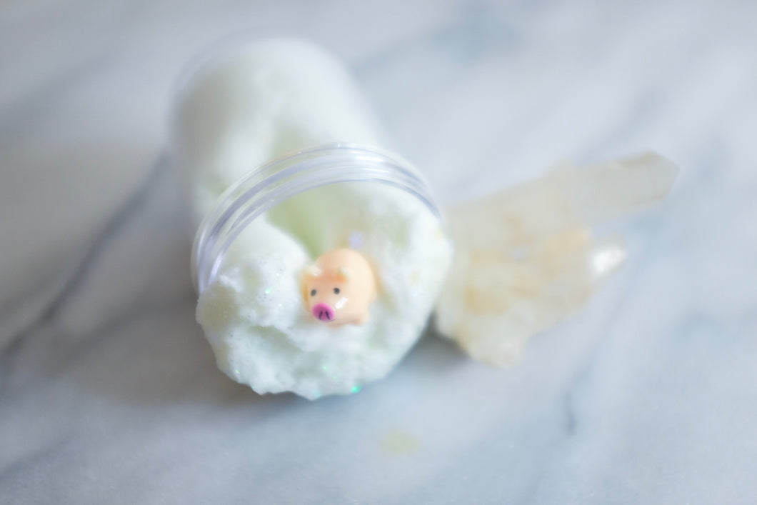 Pig in Snow ★