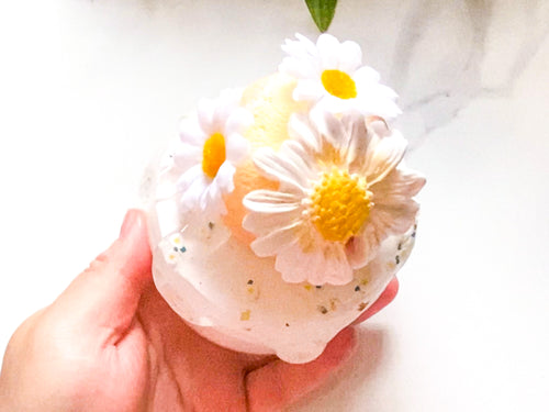 DAISY TEA CAKE