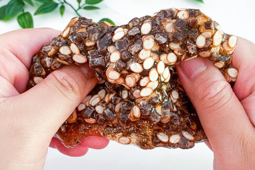 Hazelnut Praline Crunch ★