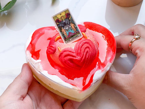 LOVERS ARCANA TEA CAKE